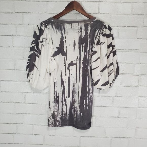 Forever 21 cute bird abstract top - Picture 10 of 13